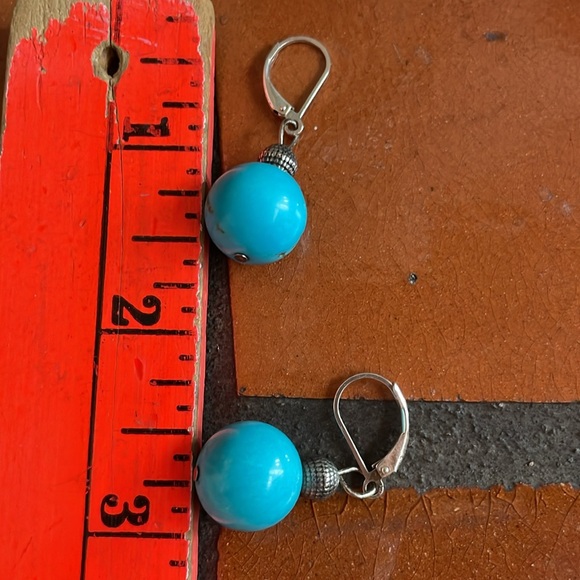 Beautiful sterling silver earrings with spherical  turquoise bead - Picture 4 of 5